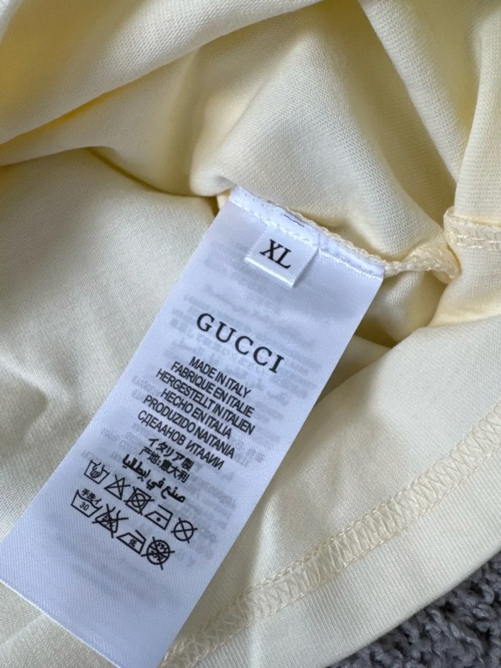Gucci Cream Short Sleeve round neck t shirt Logo Tee size XL